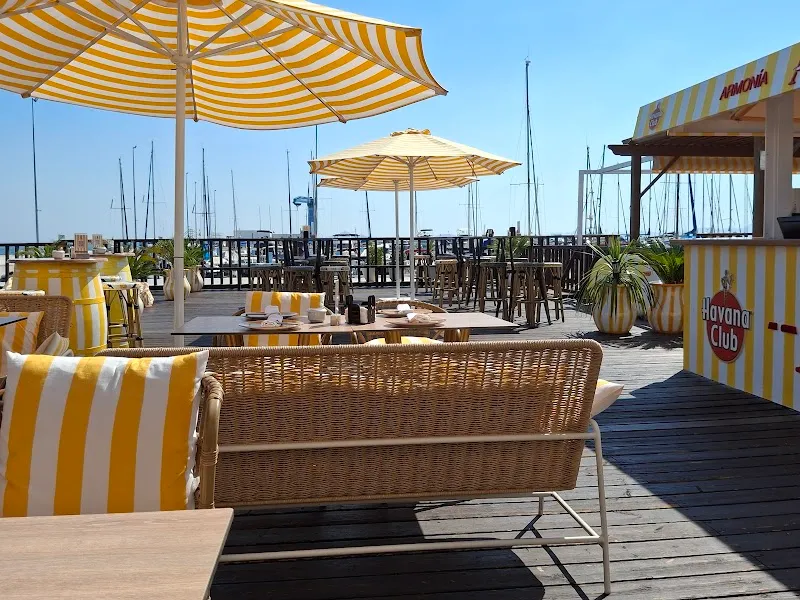 Armonía Beach Club