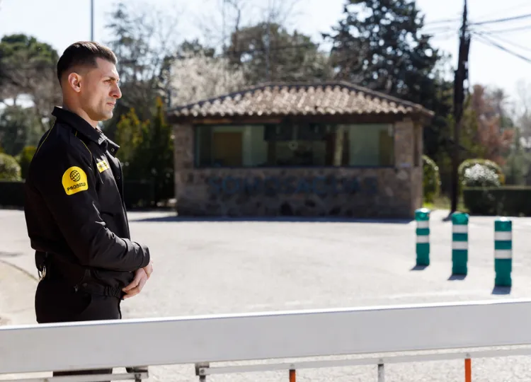 24-hour private security at Hacienda del Álamo Golf Resort